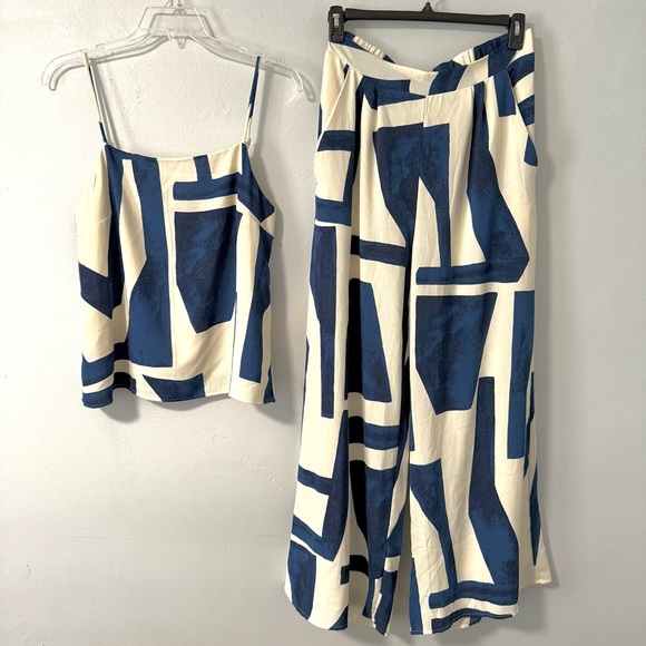 White Birch Two Piece Set Camisole Top Palazzo Pants Blue Ivory Abstract L Flowy - Picture 1 of 15